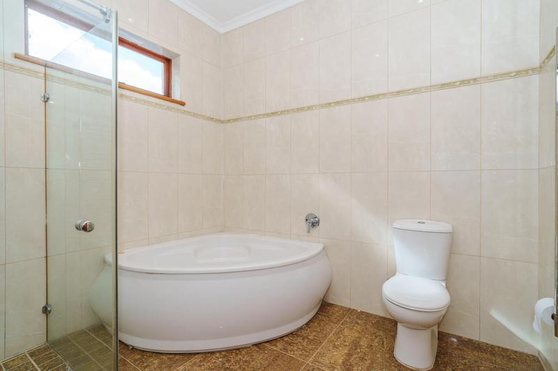 8 Bedroom Property for Sale in Claremont Western Cape